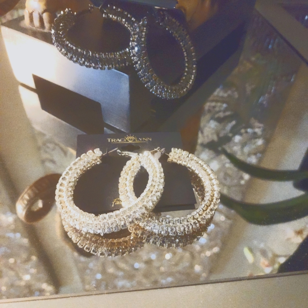 Ear ring